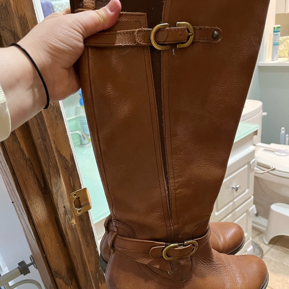 Brown Naturalizer riding boots